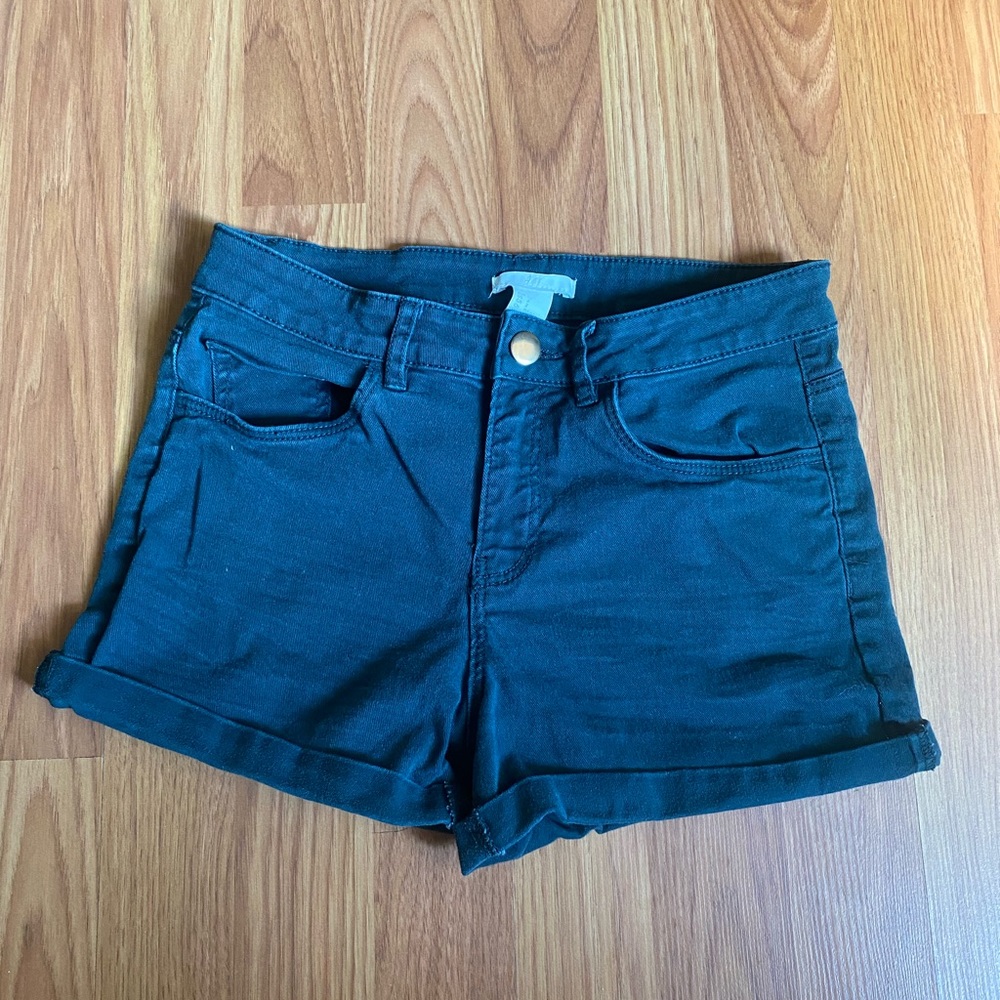 Dark Green Mid-Rise Shorts